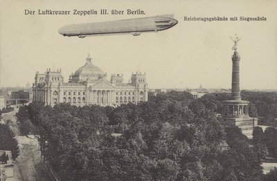 Zeppelin LZ III sobrevolando Berlín de Photographer German