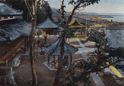 Japón, c.1912: Miidera, una de las 8 Vistas de Ohmi, cerca de Kioto de Photographer Japanese