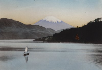 Japón, c.1912: Monte Fuji desde el Lago Hakone de Photographer Japanese