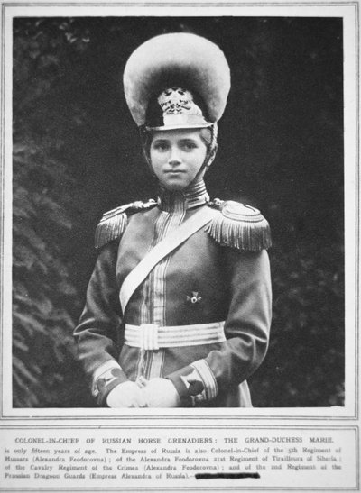 Gran Duquesa María con el uniforme de Coronel en Jefe de los Granaderos a Caballo de Rusia de Photographer Russian