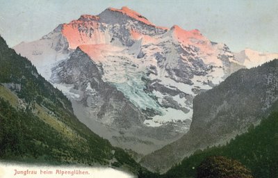 Alpenglow, Jungfrau, Suiza (foto en color) de Photographer Swiss