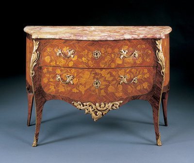 Cómoda de Luis XV, mediados del siglo XVIII de Pierre Roussel