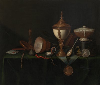 Naturaleza muerta con copa de huevo de avestruz y las reliquias de Whitfield, c. 1670 de Pieter Gerritsz van Roestraeten