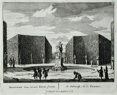 Seto hexagonal junto a una fuente de fauno, de 
