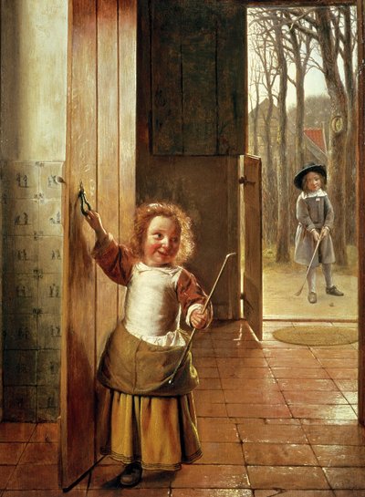 Niños en una puerta con palos de 