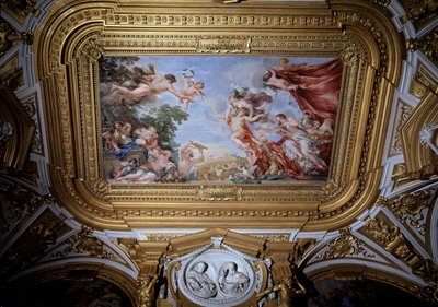 El joven Cosme I de Médici es llevado de los brazos de Venus por Minerva y Hércules de Pietro da Cortona