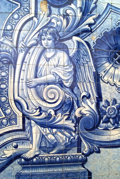 Panel decorativo que representa un ángel, Lamego, Portugal. 1738 de Portuguese School