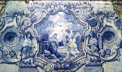 Panel decorativo que representa la Anunciación, Lamego, Portugal. 1738 de Portuguese School