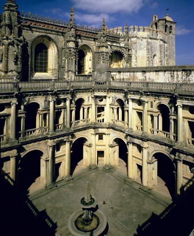Vista del Claustro de los Felipes, completado después de 1584 de Portuguese School
