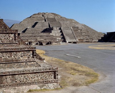 Pirámide de la luna de Pre Columbian Pre Columbian