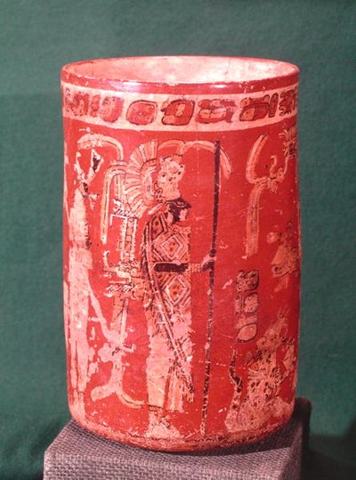 Jarrón que representa una escena ceremonial, Periodo Tepeu 1, de Uaxactún, 600-950 de Pre Columbian Pre Columbian