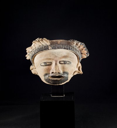 Estatuilla de cabeza / México, cultura Totanaque (terracota) de Precolombian Precolombian