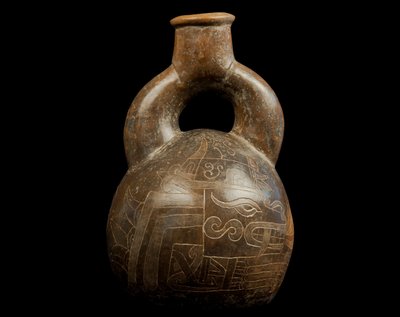 Jarrón con asa de estribo / Cultura Chavín (terracota) de Precolombian Precolombian