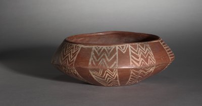 Cuenco de Líneas Blancas con Tortuga y Sol, c.4000-3400 a.C. de Predynastic Period Egyptian