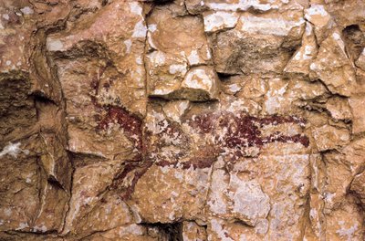 Una cabra corriendo, período mesolítico, España, cueva de Remigia, Barranco de la Gasulla, Ares del Maestre (pintura) de Prehistoric Prehistoric