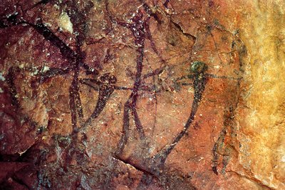Figuras humanas con arcos, Cueva del Civil, Tirig, Barranco de la Valltorta, Valencia, España (pintura) de Prehistoric Prehistoric