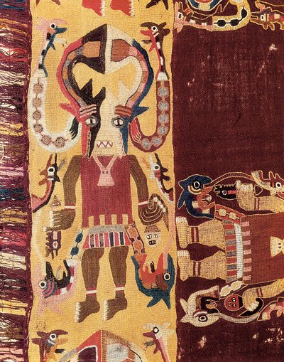 Civilización precolombina: oficiante ceremonial con máscara. 300-100 a.C. Tapiz de Ica en Perú. Museo Nacional de Arqueología de Lima, Perú de Prehistoric Prehistoric