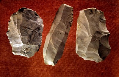 Prehistoria: hachas talladas sin pulir. Era Neolítica. Saint Germain en Laye, Museo de Antigüedades Nacionales de Prehistoric Prehistoric