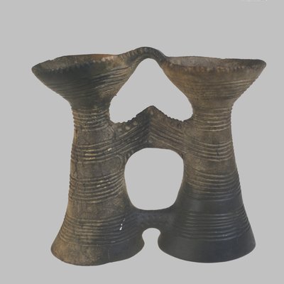 Vasija en forma de binoculares, 4400-4200 a.C. de Prehistoric Russian Culture