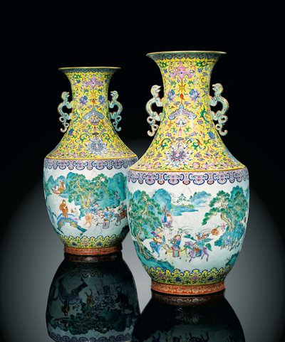Un par de jarrones imperiales Famille Rose de Qing Dynasty   Jiaqing Period Chinese School