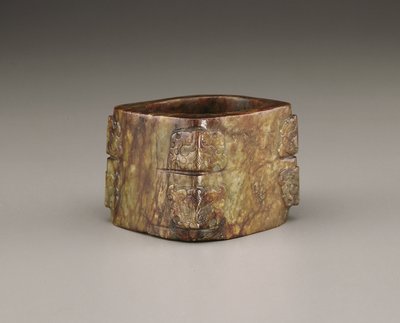 Cong (jade) de Qing Dynasty Chinese School