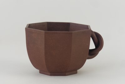 Taza octagonal, Chengzhai, probablemente siglo XIX de Qing Dynasty Chinese School