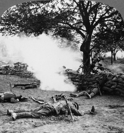 Escena de campo de batalla de la Primera Guerra Mundial de Realistic Travels Publishers