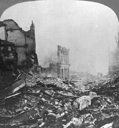 Ruinas de Bethune, Francia, Primera Guerra Mundial de Realistic Travels Publishers
