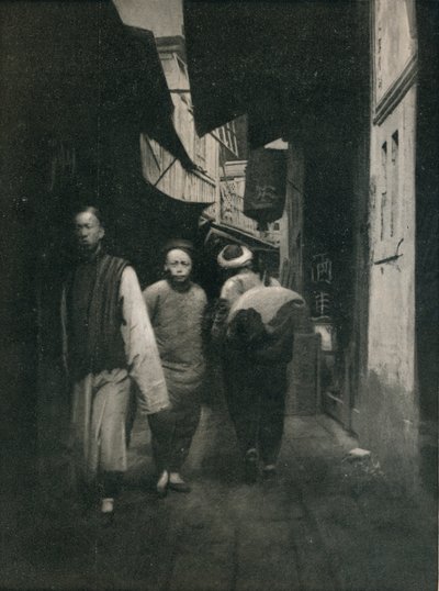 Una calle en China, c. 1927 de Reginald Belfield