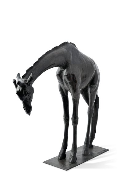 Gran jirafa con la cabeza baja, modelada 1909-10, fundida antes de 1913 de Rembrandt Bugatti