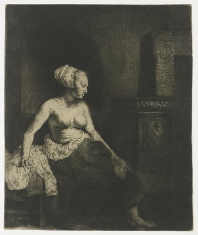 Mujer sentada a medio vestir junto a una estufa de Rembrandt van Rijn