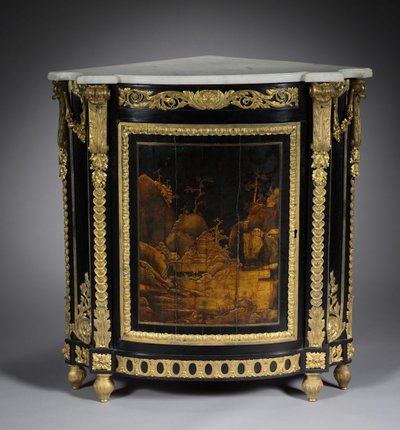Gabinete de esquina, c.1765-1770 (chapa de ébano, laca japonesa, monturas de bronce dorado) de Rene Dubois