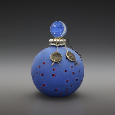 Dans la Nuit, botella diseñada en 1924, hecha c.1930 de Rene Jules Lalique