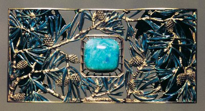 Águila entre los pinos, colgante de collar de oro, ópalo y esmalte de Rene Jules Lalique