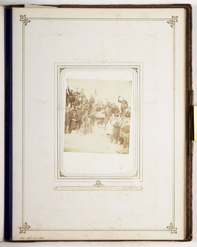 Una barricada comunista, c. 1870s de John Pardon