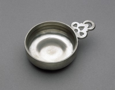Escudilla, c. 1788-1820 de Richard Sr. Lee