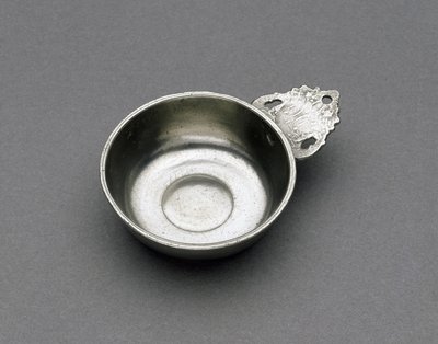 Escudilla, c. 1788-1820 de Richard Sr. Lee