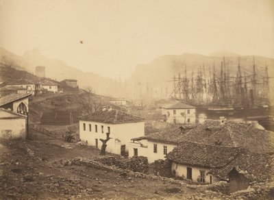 Balaklava, mirando hacia el mar. de Roger Fenton