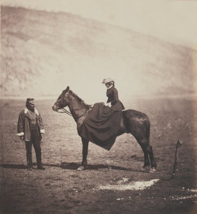 Henry Duberly Esq, Pagador del 8º (Los Dragones Ligeros Reales Irlandeses del Rey) y la Sra. Duberly montados a caballo, de un álbum de 52 fotografías asociadas con la Guerra de Crimea, 1855 de Roger Fenton