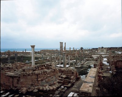Sitio arqueológico y teatro romano, siglos II-III de Roman