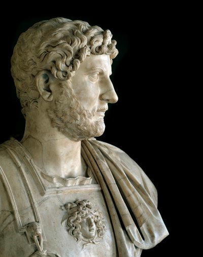 Busto del emperador Adriano de Roman