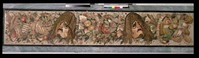 Panel decorativo que representa máscaras teatrales, de la Casa del Fauno, Pompeya (mosaico) de Roman