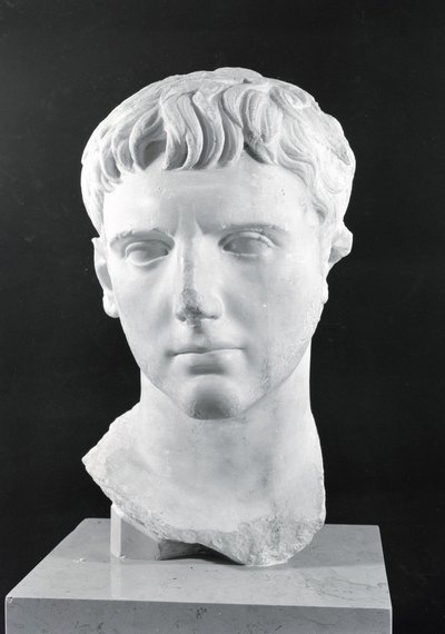 Cabeza de César Augusto (63 AC-14 DC) de Roman