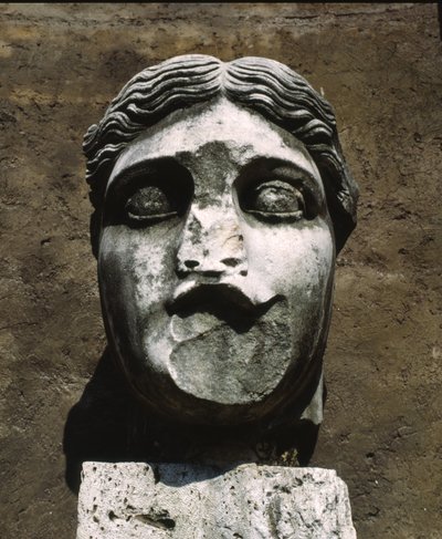 Cabeza de una estatua, Ostia Antica, Italia de Roman