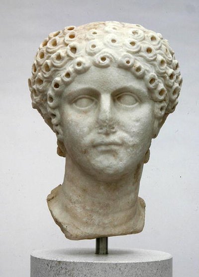 Cabeza de una mujer, posiblemente Agripina Menor, c.50 d.C. de Roman