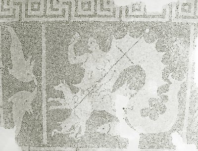 Mosaico helenístico de Scylla y Caribdis guardando el estrecho (detalle de Scylla) de Roman
