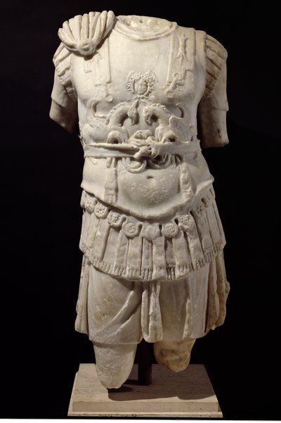 Torso loricado, finales del siglo II d.C. de Roman