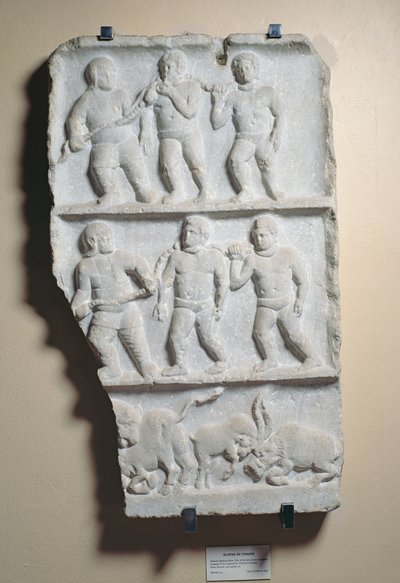 Hombres encadenados, relieve encontrado en Esmirna de Roman