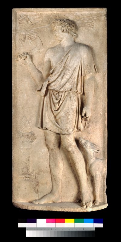 Relieve de Antínoo como Dionisos o Silvano, cosechando uvas de Roman