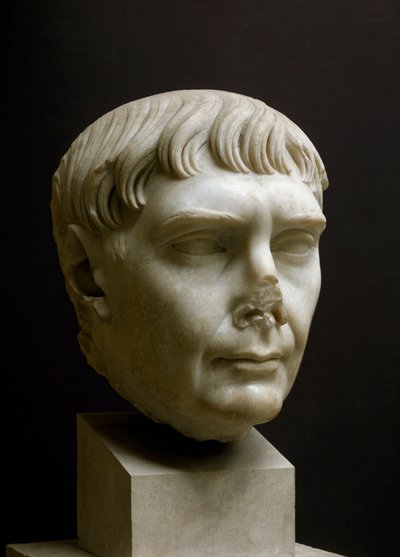 Arte romano: cabeza de mármol del emperador Trajano (Marcus Ulpius Traianus) (53-117 d.C.) Museo de Ostia, Italia de Roman